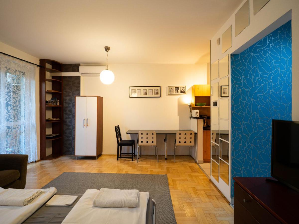 Super Cute Studio With Terrace Next To Gozsdu Passage Budapest Exterior photo
