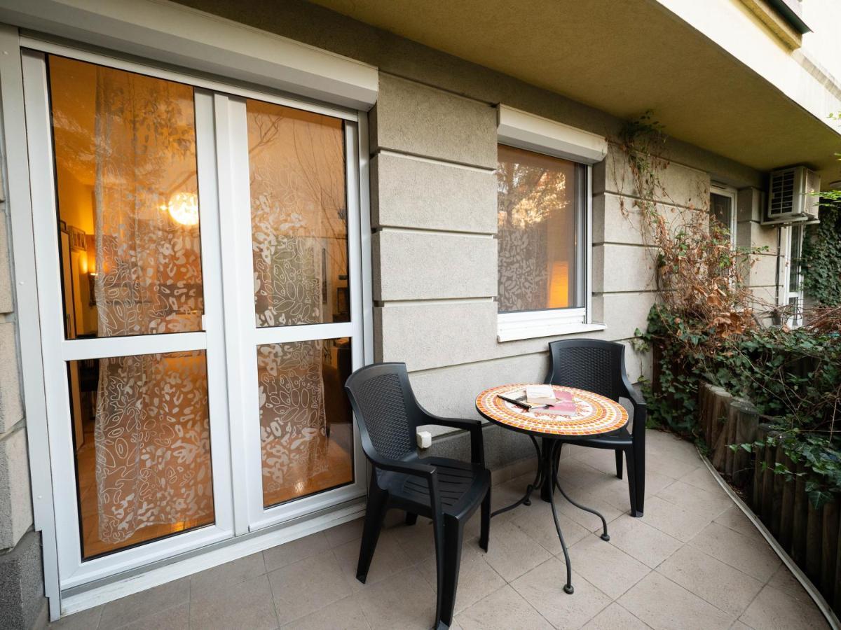 Super Cute Studio With Terrace Next To Gozsdu Passage Budapest Exterior photo